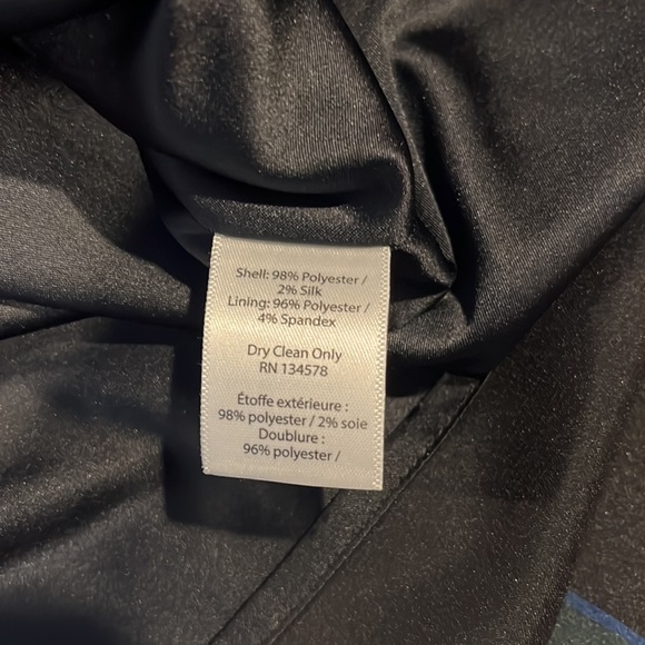 Holiday Plaid Skirt by Vineyard Vines with removable sash bow/belt - Picture 5 of 5